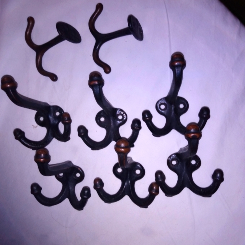 From a school cast iron hooks vintage school Take down excellent condition